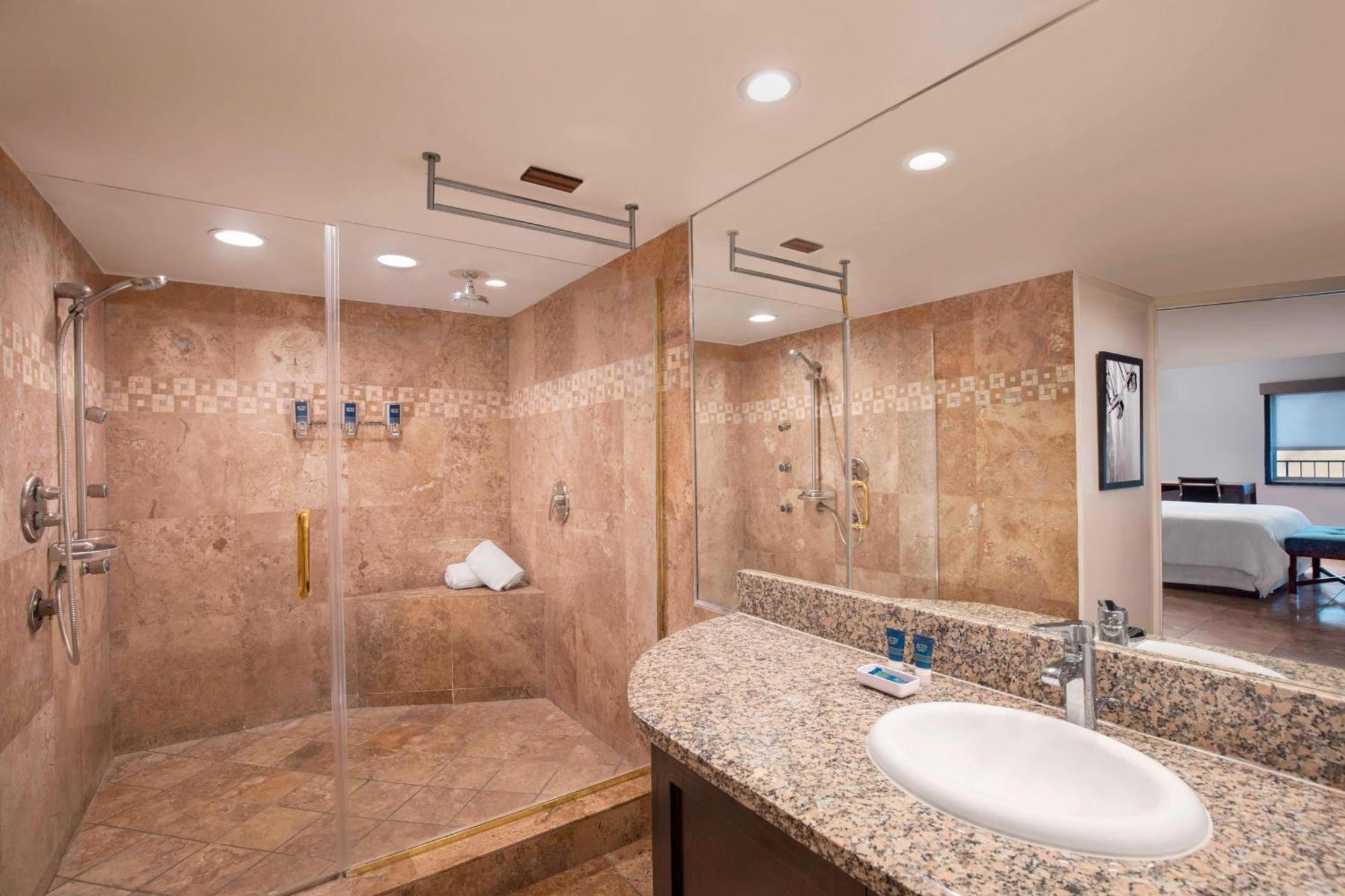 Four Points By Sheraton Anaheim Ngoại thất bức ảnh